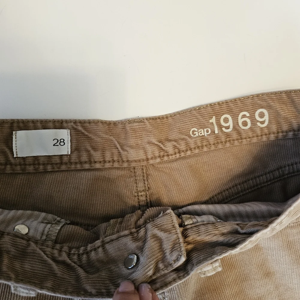 GAP Tan Corduroy Raw Hem Pencil Skirt Size 6 Y2K